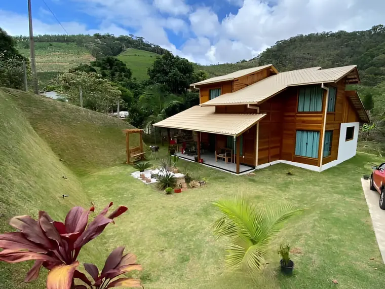 Fachada: Casa Duplex 151,00m² com 1 suíte e 2 quartos