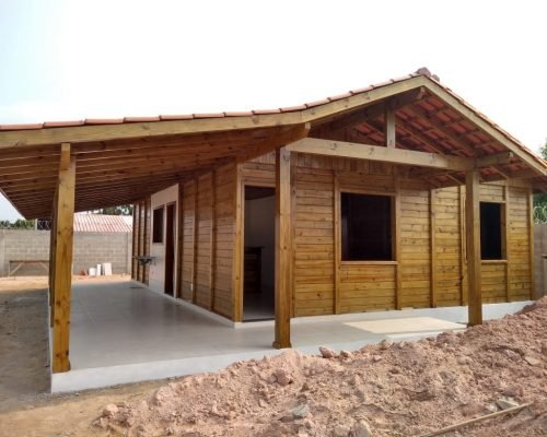 Casa de Madeira – Anchieta-ES – 100 m²
